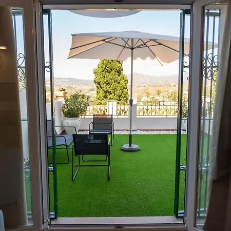 Puebla Aida - Cozy Renovated Ground Floor Apartamento *