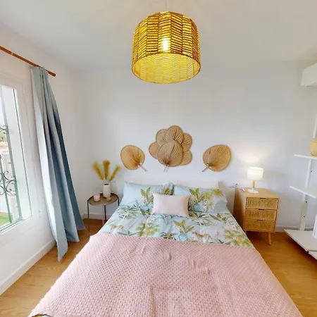 Puebla Aida - Cozy Renovated Ground Floor Apartment