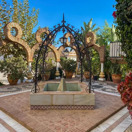 Puebla Aida - Cozy Renovated Ground Floor Apartment